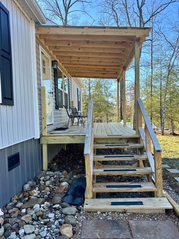 1192 Fount Hubbard Road, London, KY 40741