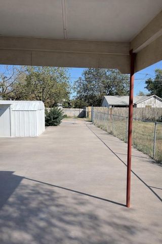1903 S Main St, Big Spring, TX 79720