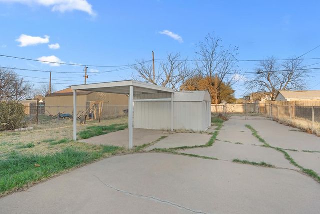 1903 S Main St, Big Spring, TX 79720
