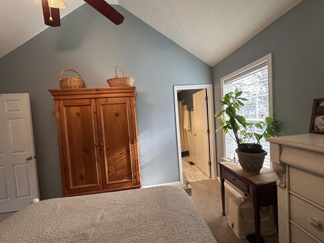 211 Homewood Dr, Murfreesboro, TN 37127