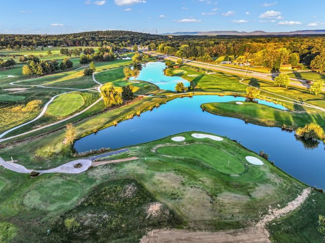 300 Willow Brook Dr, Manchester, TN 37355