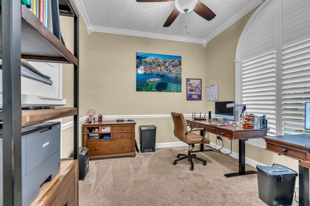 300 Willow Brook Dr, Manchester, TN 37355