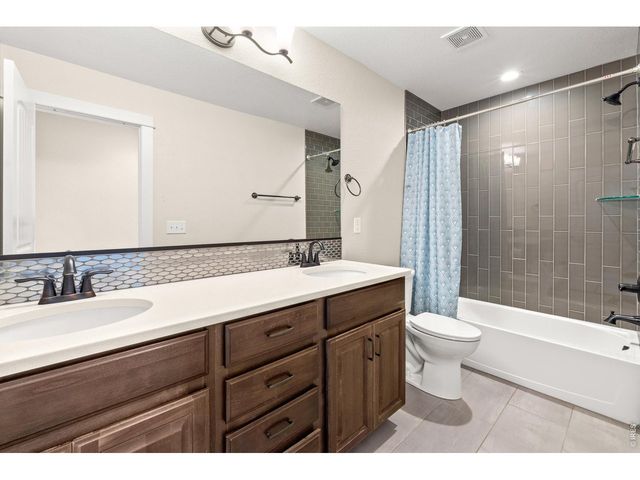 2201 73rd Ave Pl, Greeley, CO 80634