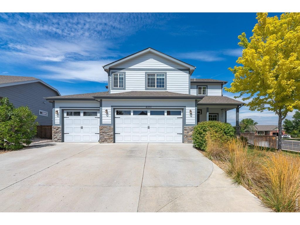 2201 73rd Ave Pl, Greeley, CO 80634