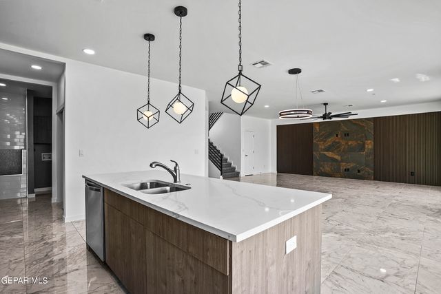 12520 AMESBURY Avenue, El Paso, TX 79928