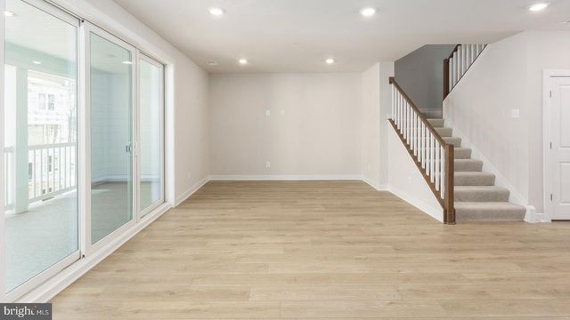 20821 CLOONGEE TER, Dulles, VA 20166