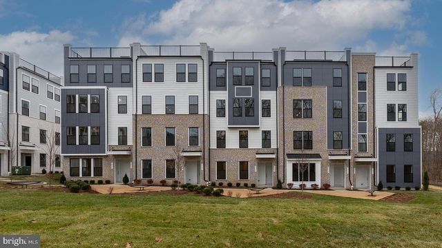 20821 CLOONGEE TER, Dulles, VA 20166