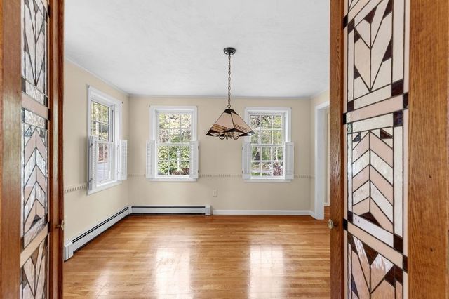 209 Herring Pond Rd, Plymouth, MA 02360