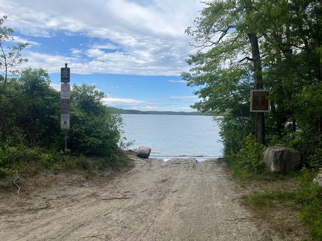 209 Herring Pond Rd, Plymouth, MA 02360