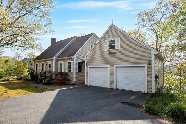 209 Herring Pond Rd, Plymouth, MA 02360