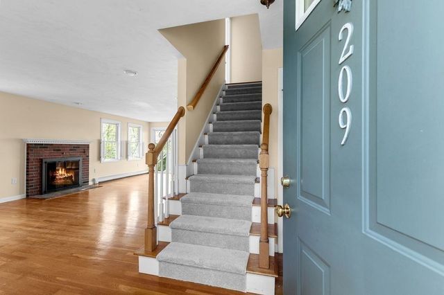209 Herring Pond Rd, Plymouth, MA 02360
