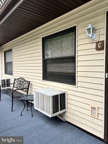 1334-C WYOMISSING, Reading, PA 19609