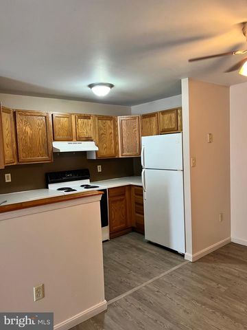 1334-C WYOMISSING, Reading, PA 19609