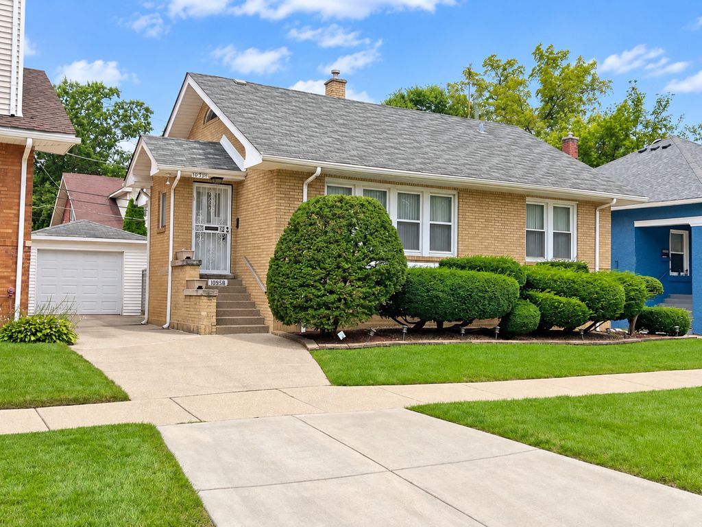 10958 S Esmond Street, Chicago, IL 60643 — photo 2