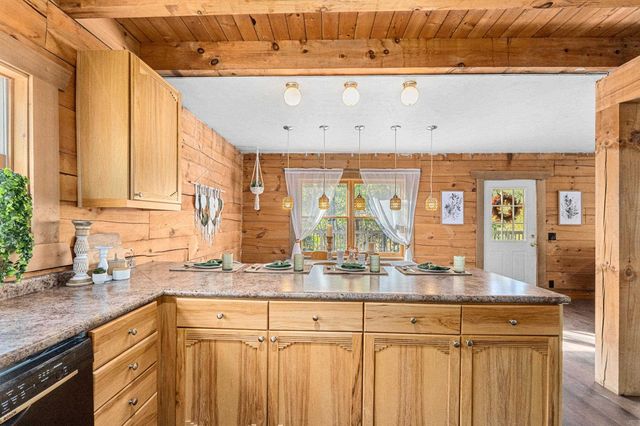 3979 Taylor Ranch Way Way, Loon Lake, WA 99148