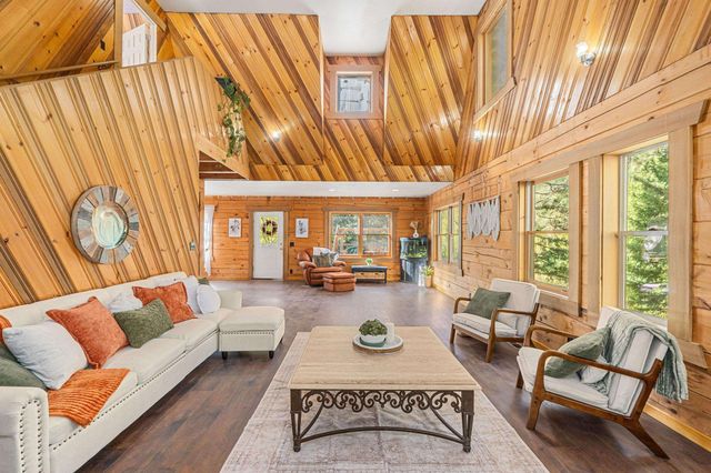 3979 Taylor Ranch Way Way, Loon Lake, WA 99148