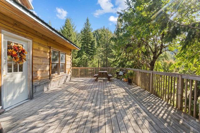 3979 Taylor Ranch Way Way, Loon Lake, WA 99148