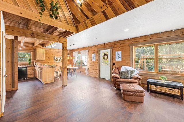 3979 Taylor Ranch Way Way, Loon Lake, WA 99148