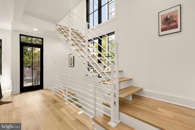 1205 10TH ST NW #A, Washington, DC 20001