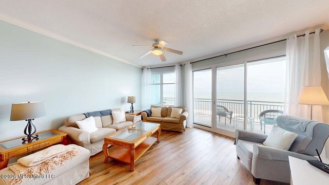 2230 Beach Drive, 702, Gulfport, MS 39507