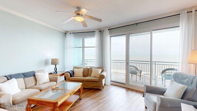 2230 Beach Drive, 702, Gulfport, MS 39507