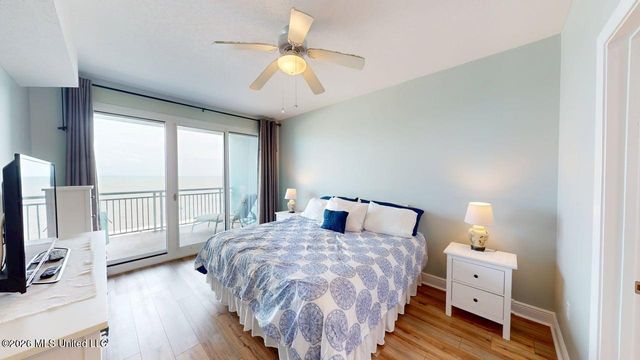 2230 Beach Drive, 702, Gulfport, MS 39507