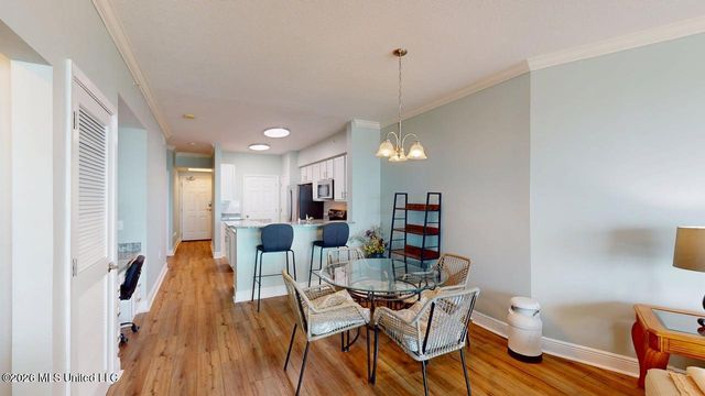 2230 Beach Drive, 702, Gulfport, MS 39507