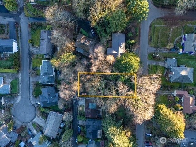 12312 23rd Avenue NE, Seattle, WA 98125
