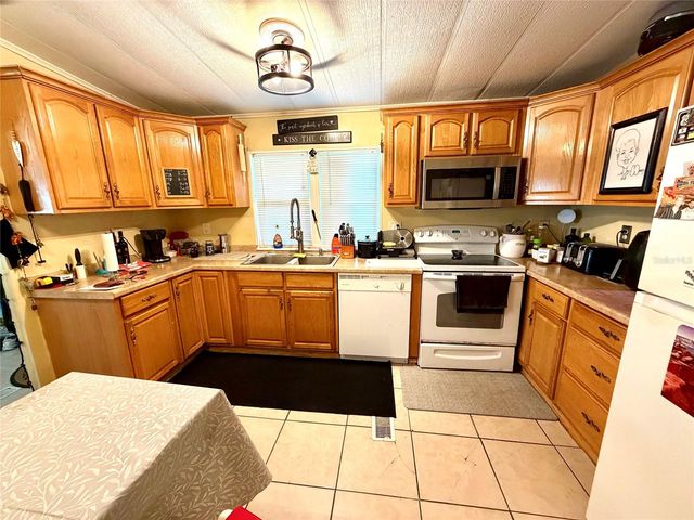 11330 SAGE AVENUE, New Port Richey, FL 34654
