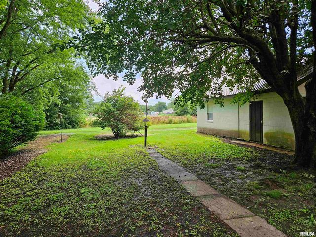 1206 N 14TH Street, Murphysboro, IL 62966