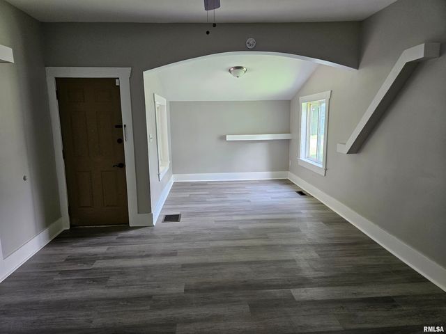 1206 N 14TH Street, Murphysboro, IL 62966