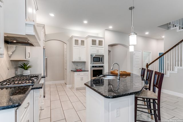 3038 Glen Hollow, San Antonio, TX 78247