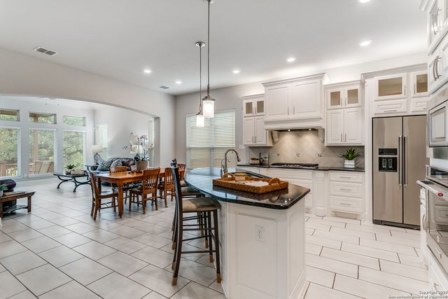 3038 Glen Hollow, San Antonio, TX 78247