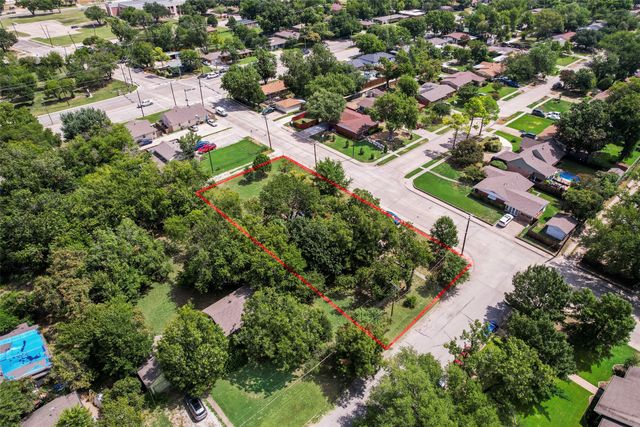 1715 Francis Street, Carrollton, TX 75006