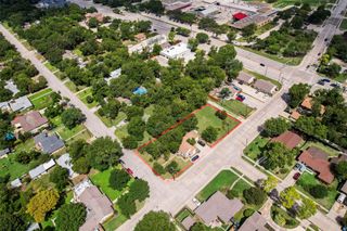 1715 Francis Street, Carrollton, TX 75006