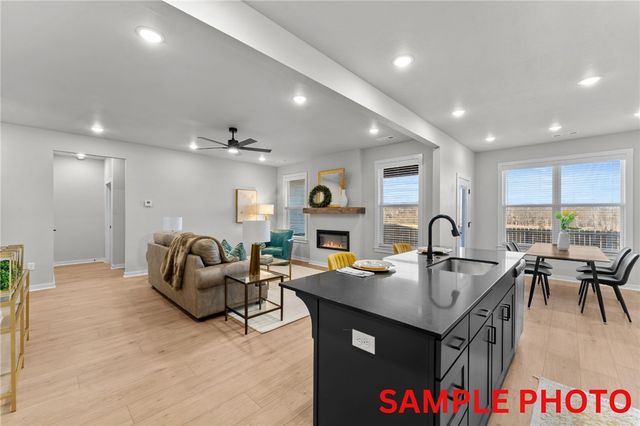 5904 SW Chiefs Avenue, Bentonville, AR 72713