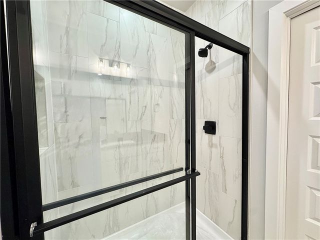 5904 SW Chiefs Avenue, Bentonville, AR 72713