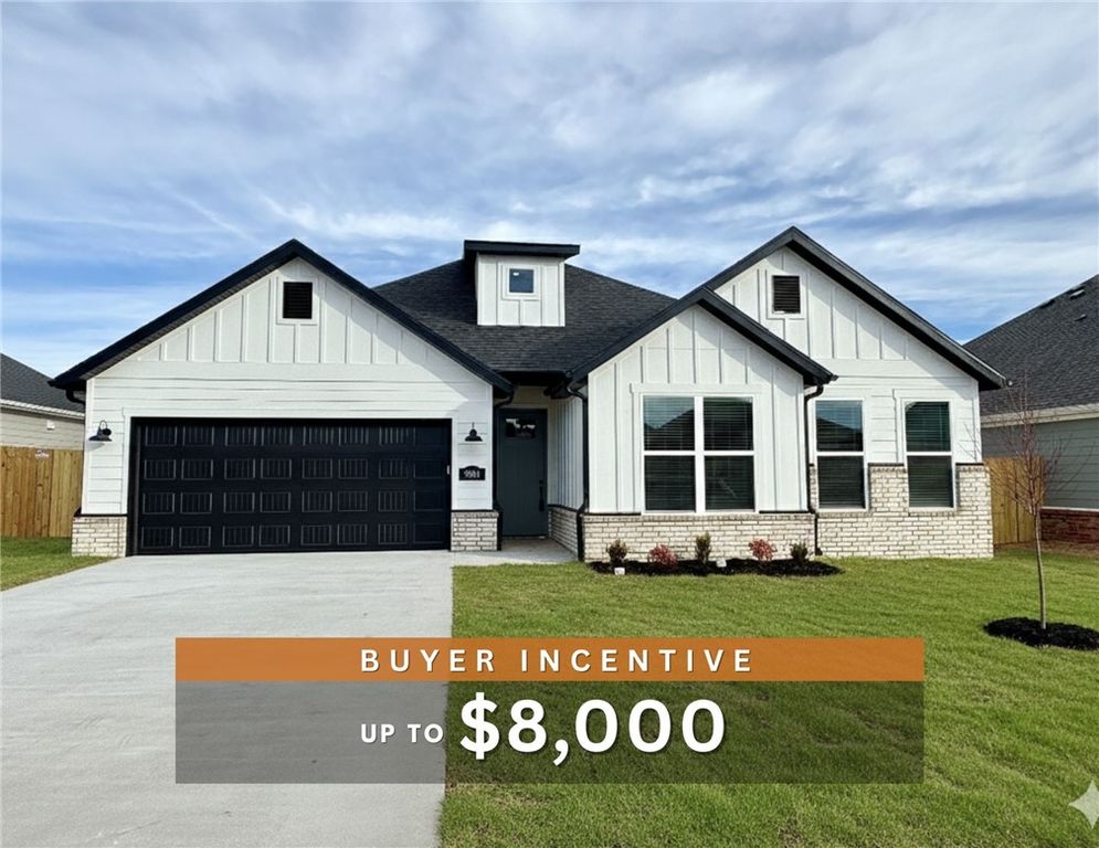 5904 SW Chiefs Avenue, Bentonville, AR 72713