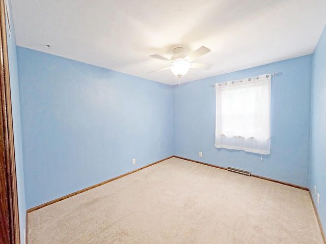 4211 Wilshire Lane, Janesville, WI 53546