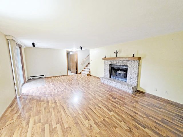 4211 Wilshire Lane, Janesville, WI 53546