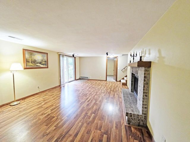 4211 Wilshire Lane, Janesville, WI 53546