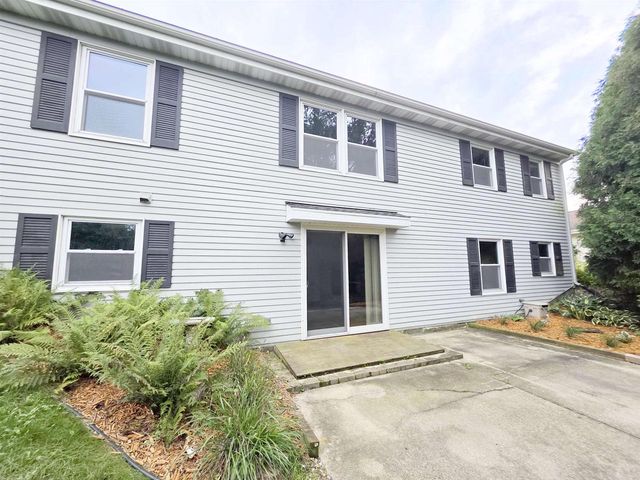 4211 Wilshire Lane, Janesville, WI 53546