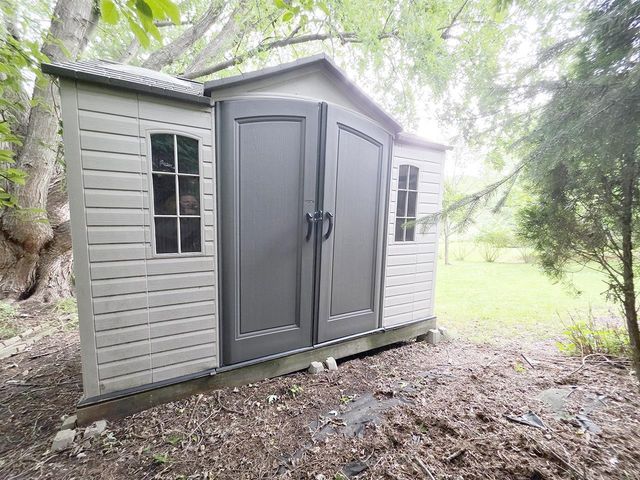 4211 Wilshire Lane, Janesville, WI 53546