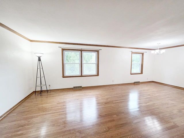 4211 Wilshire Lane, Janesville, WI 53546