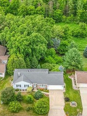 4211 Wilshire Lane, Janesville, WI 53546