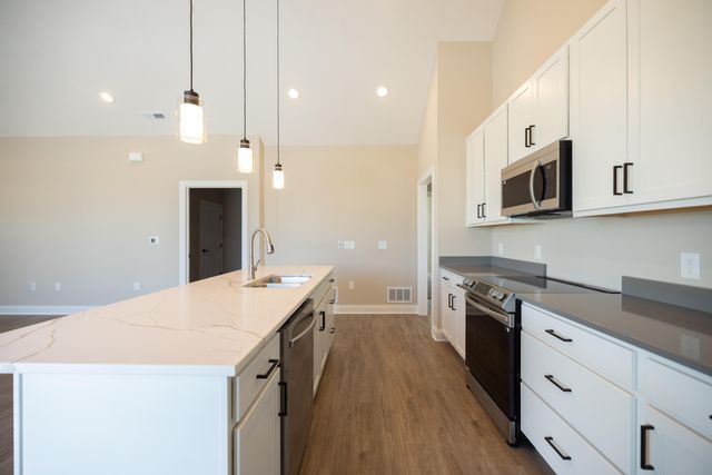 1505 Kingsgate Road 1505 Kingsgate Road, Springfield, OH 45502