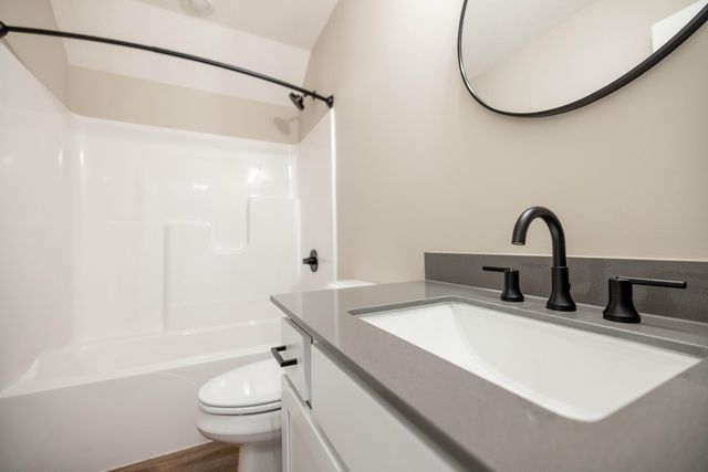 1505 Kingsgate Road 1505 Kingsgate Road, Springfield, OH 45502