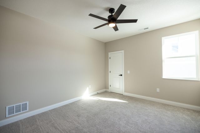 1505 Kingsgate Road 1505 Kingsgate Road, Springfield, OH 45502