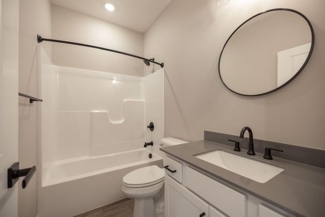 1505 Kingsgate Road 1505 Kingsgate Road, Springfield, OH 45502