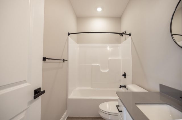 1505 Kingsgate Road 1505 Kingsgate Road, Springfield, OH 45502